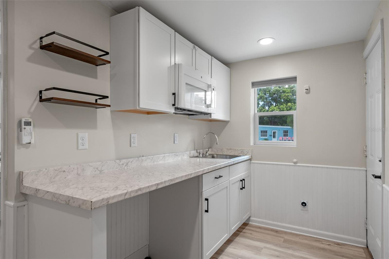 Image 17 of 34 For 5938 Mimosa Drive