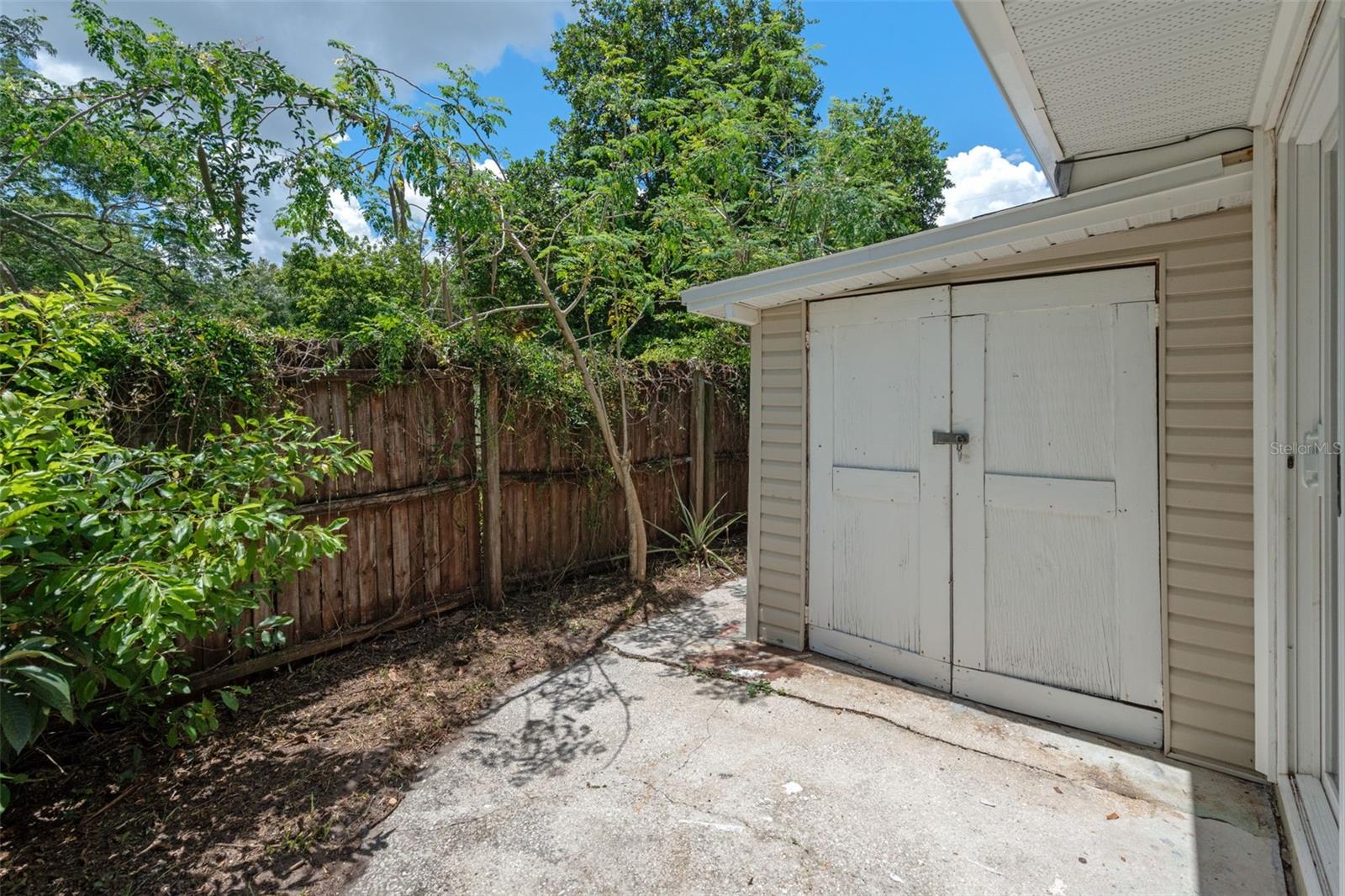 Image 27 of 34 For 5938 Mimosa Drive