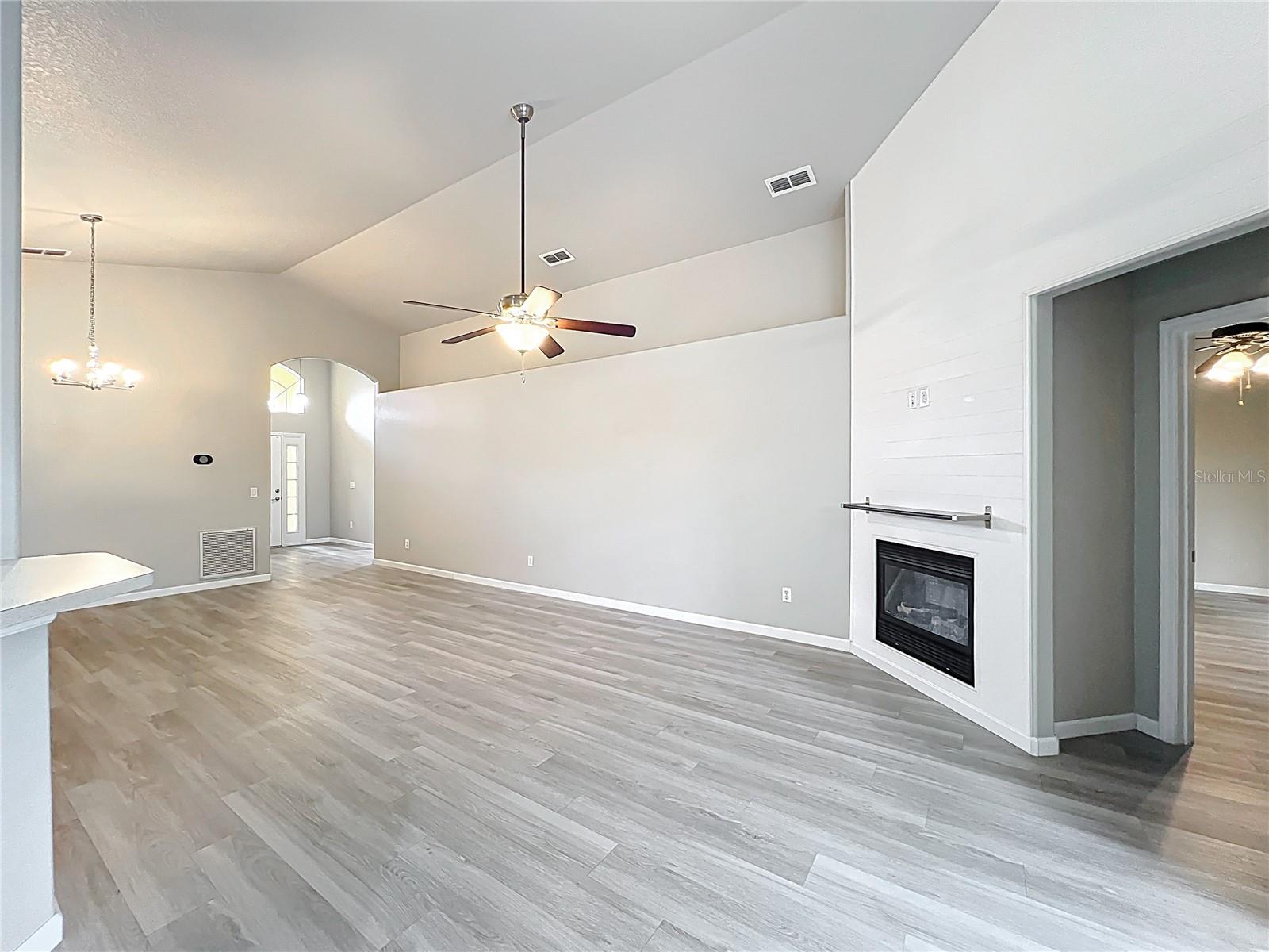 Image 12 of 53 For 6677 Cherry Grove Circle