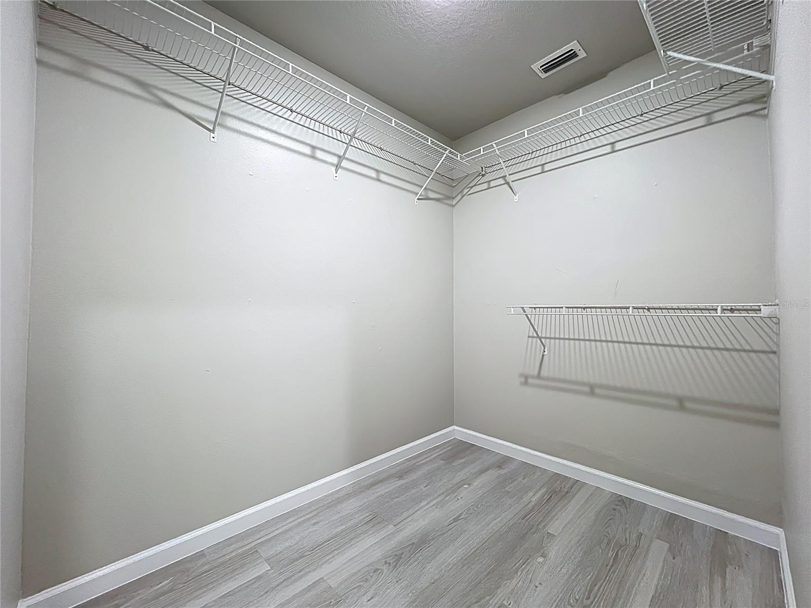 Image 41 of 53 For 6677 Cherry Grove Circle
