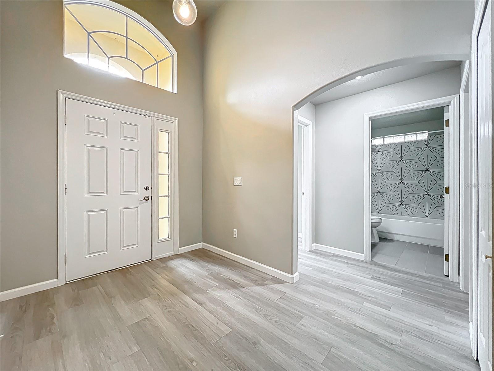Image 5 of 53 For 6677 Cherry Grove Circle