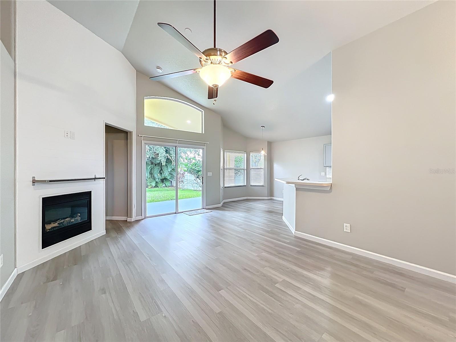 Image 8 of 53 For 6677 Cherry Grove Circle