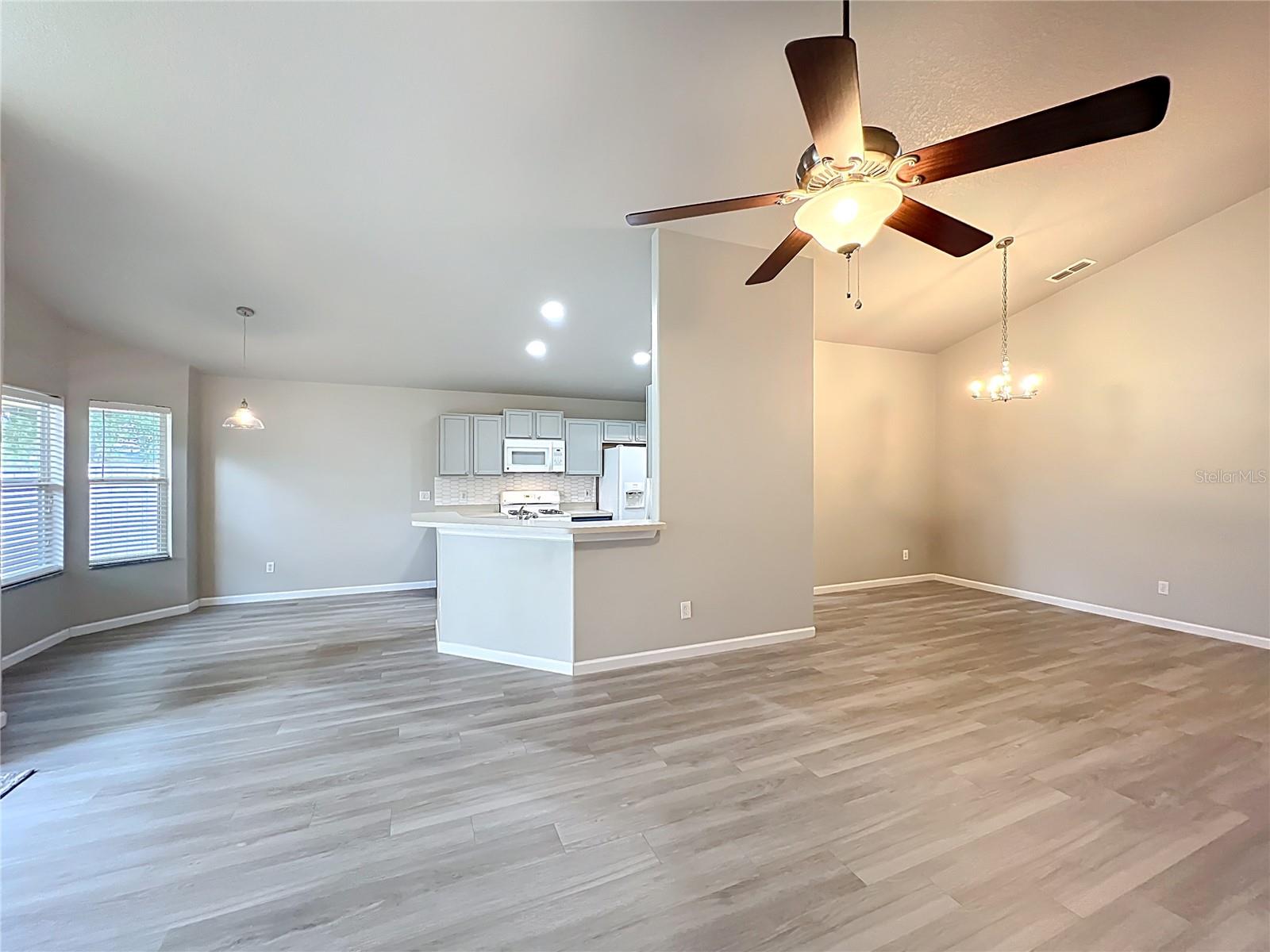 Image 9 of 53 For 6677 Cherry Grove Circle