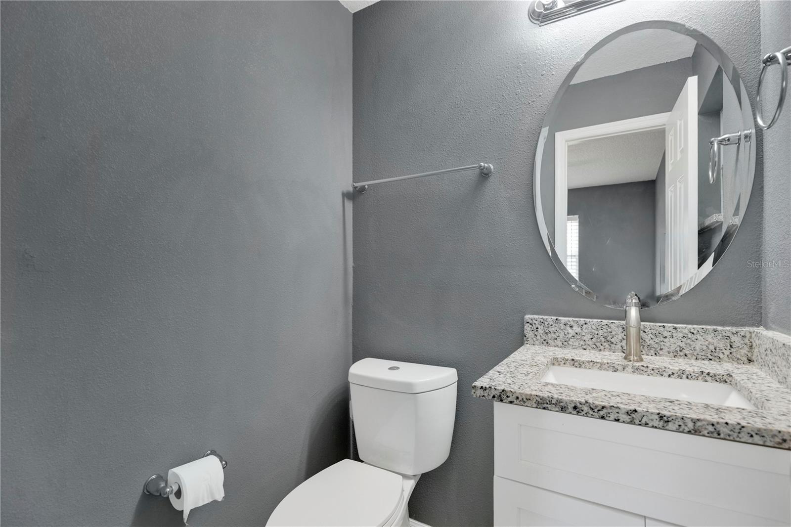 Image 13 of 24 For 606 Washington Street