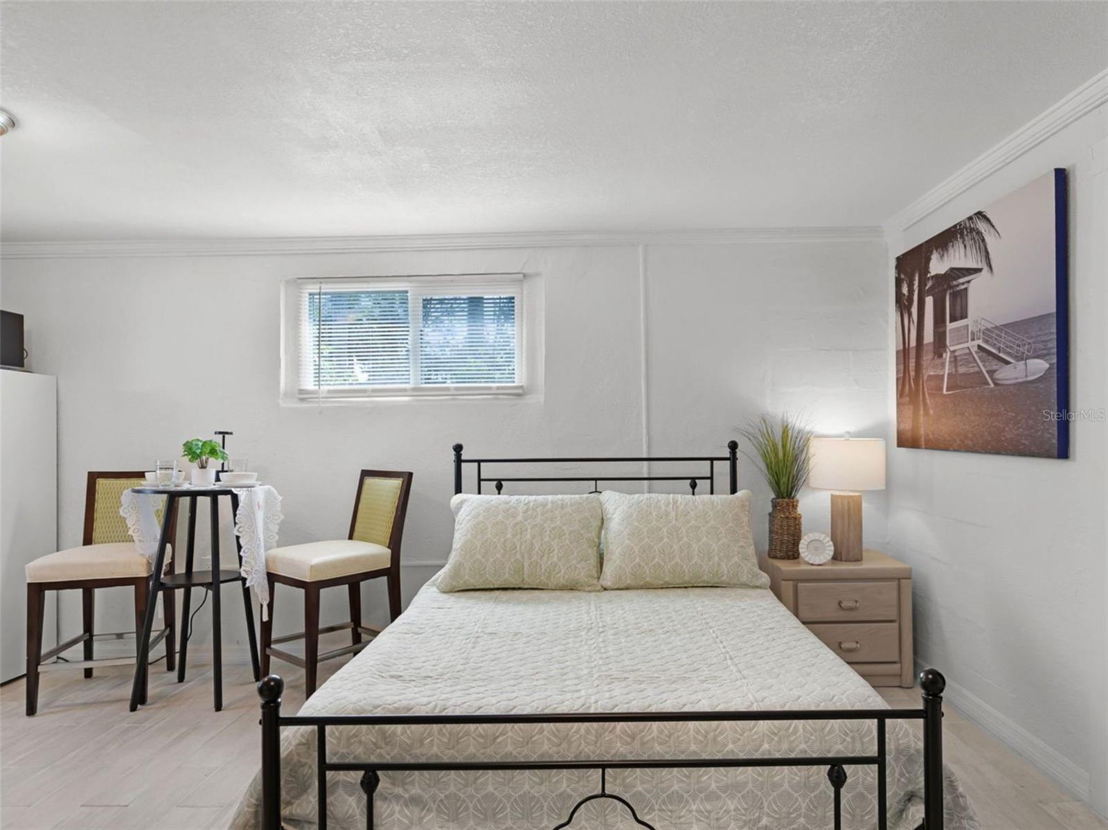 Listing photo id 24 for 13901 Old Dixie Highway