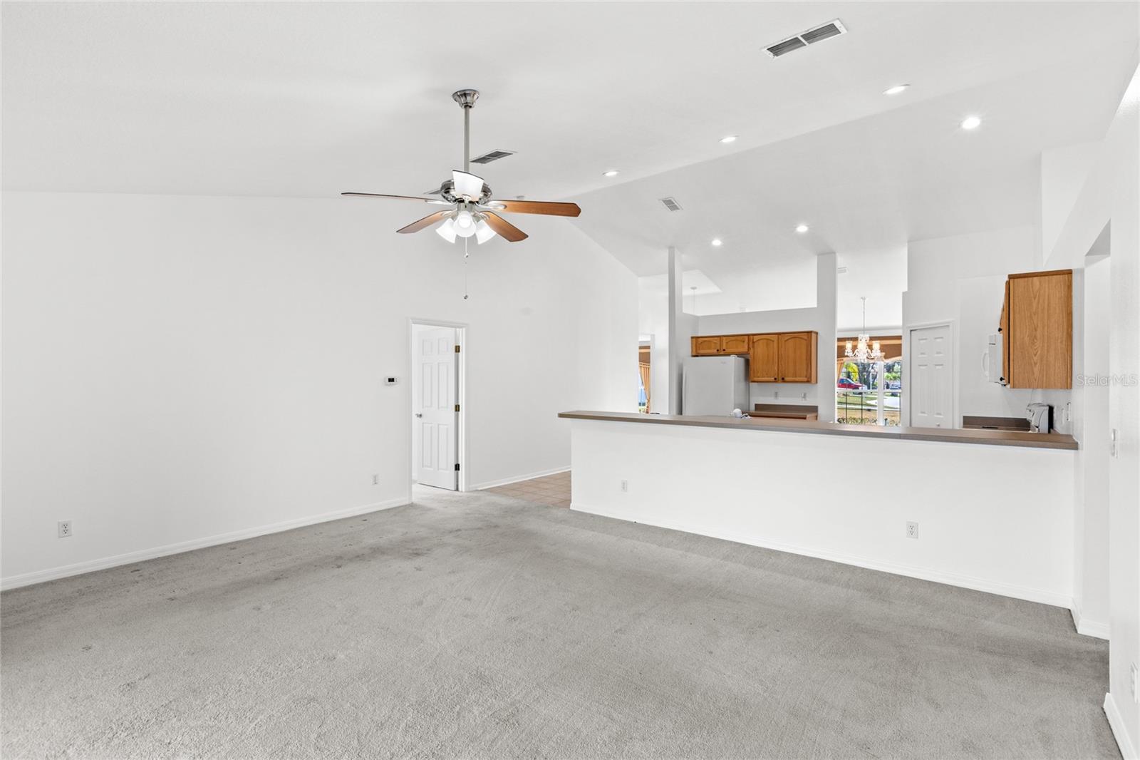 Image 14 of 38 For 608 Hatchwood Drive
