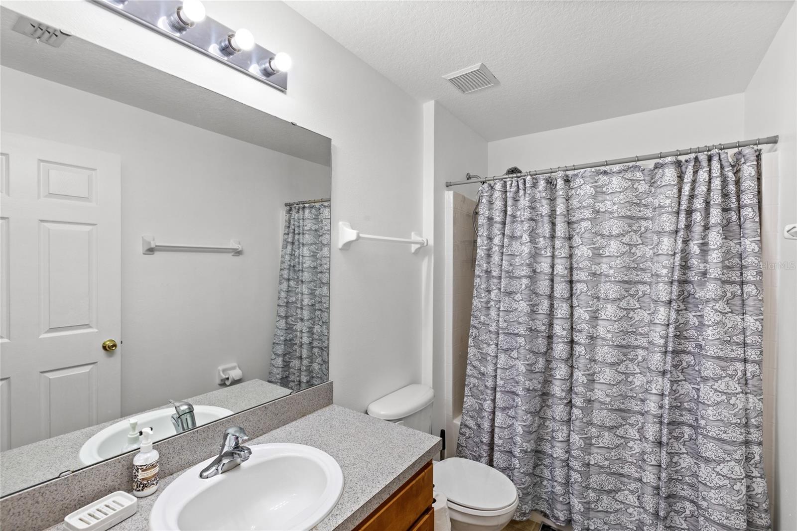 Image 26 of 38 For 608 Hatchwood Drive