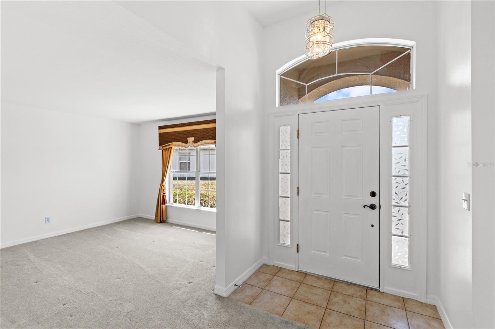 Image 5 of 38 For 608 Hatchwood Drive