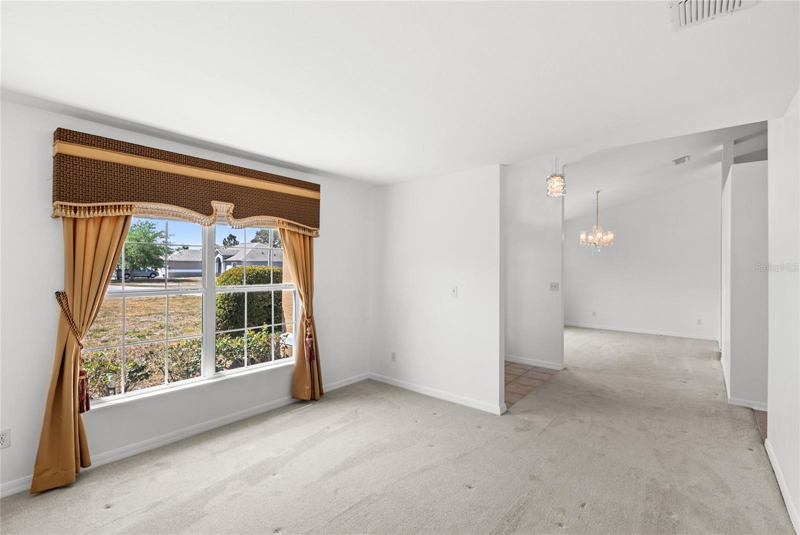 Image 6 of 38 For 608 Hatchwood Drive