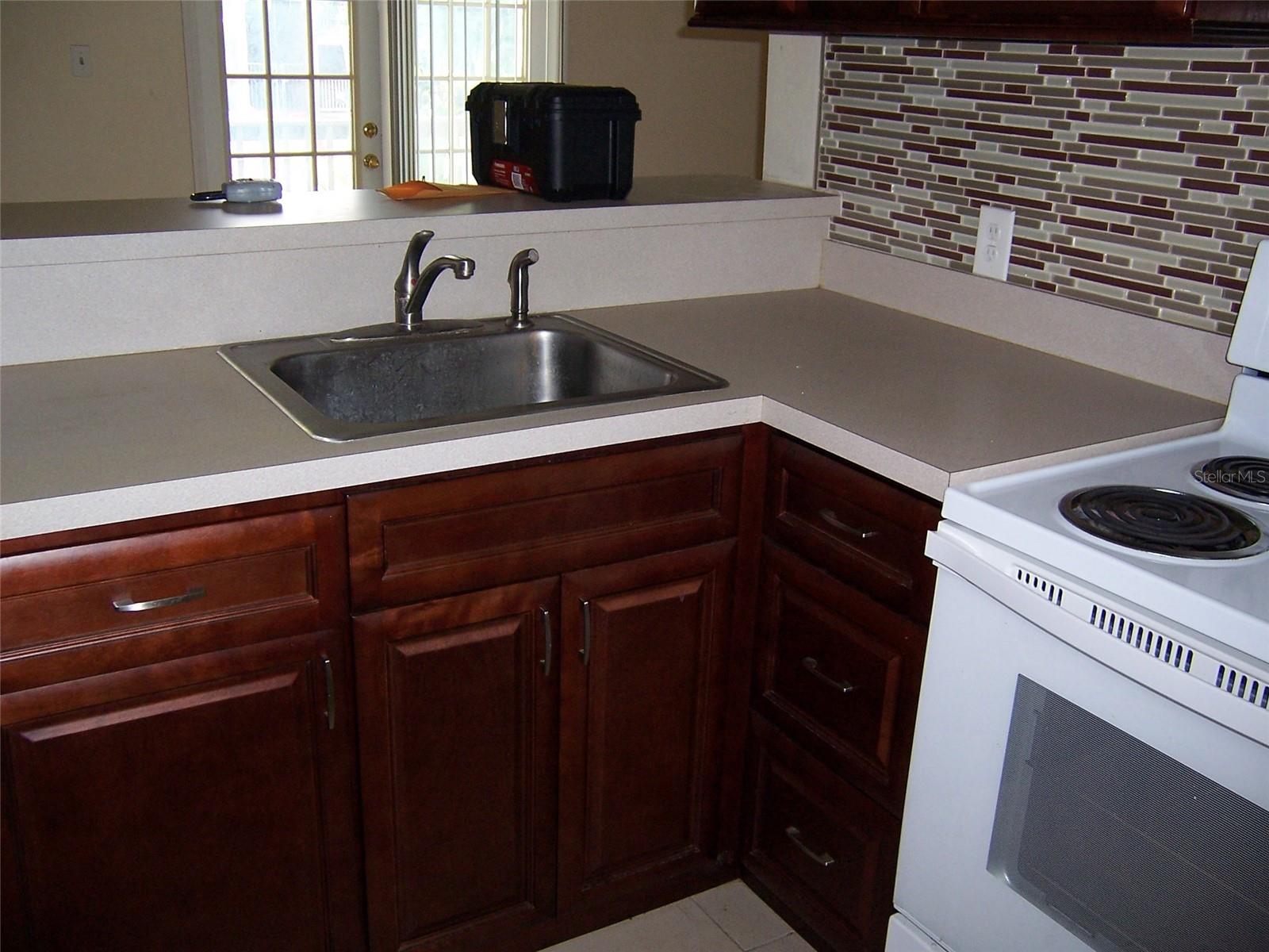 Image 3 of 13 For 455 Wymore Road 202
