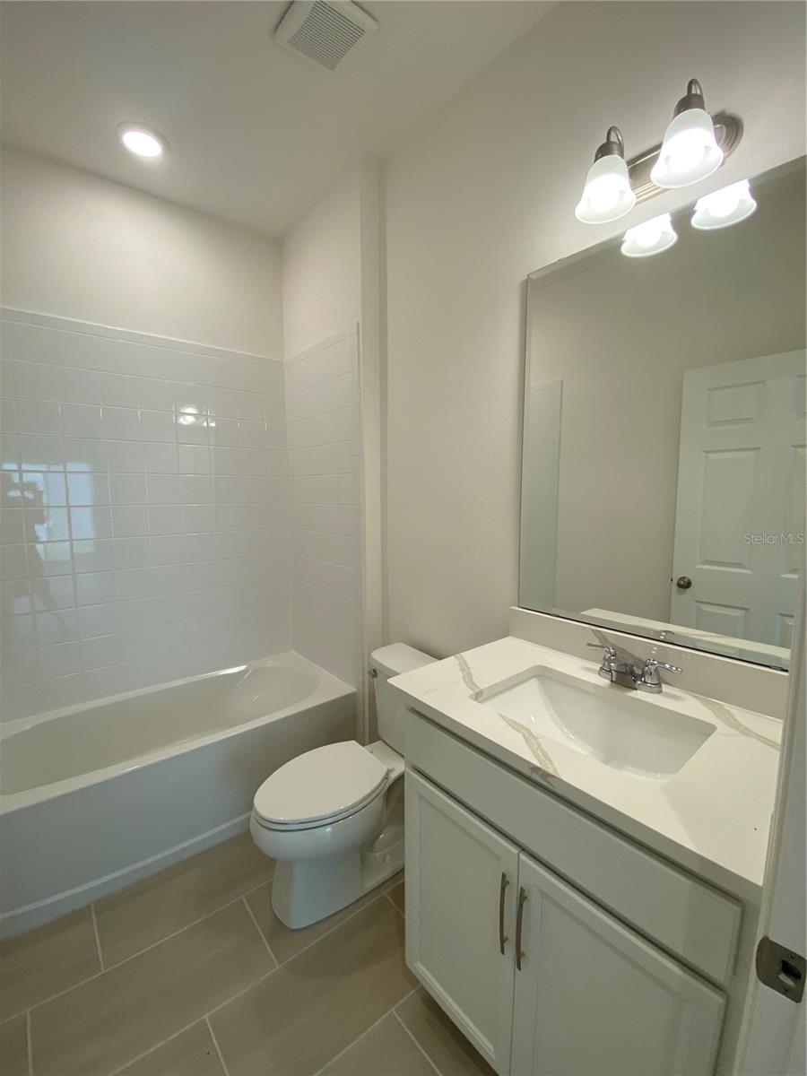 Image 4 of 17 For 7962 Syracuse Drive
