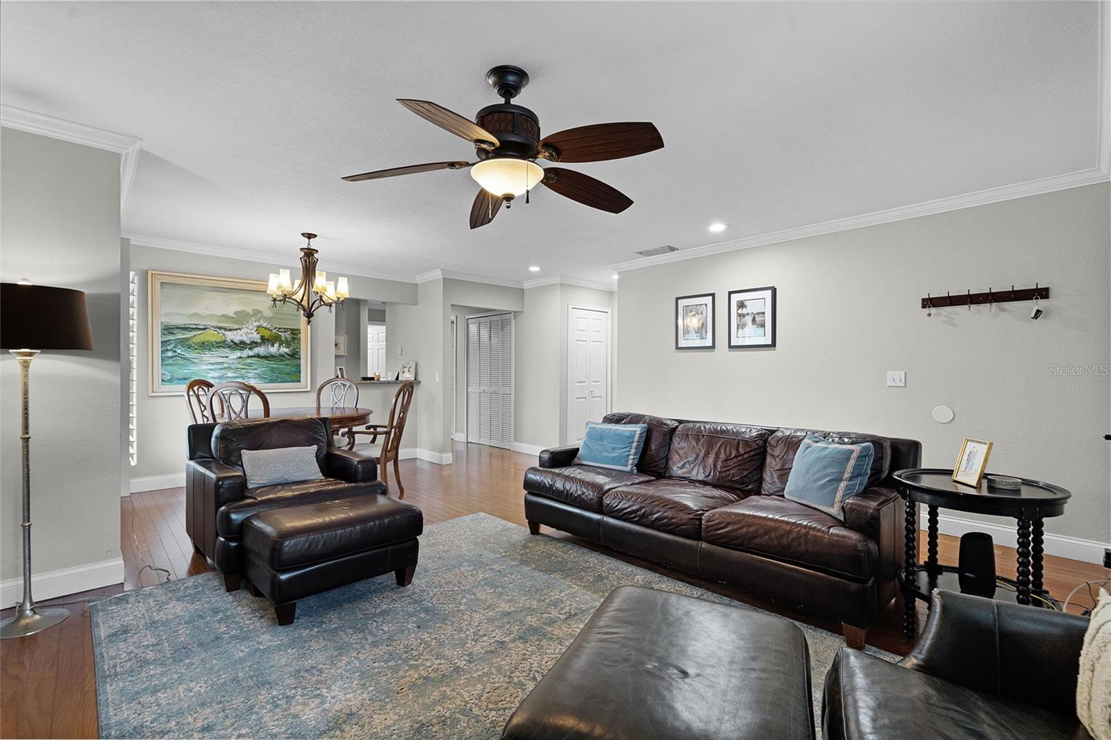 Image 6 of 21 For 538 Par Street 538