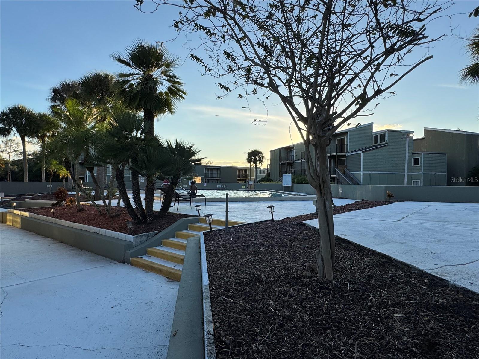 Image 27 of 30 For 316 Scottsdale Square 316