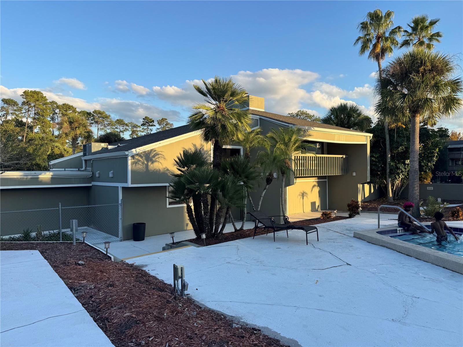 Image 29 of 30 For 316 Scottsdale Square 316