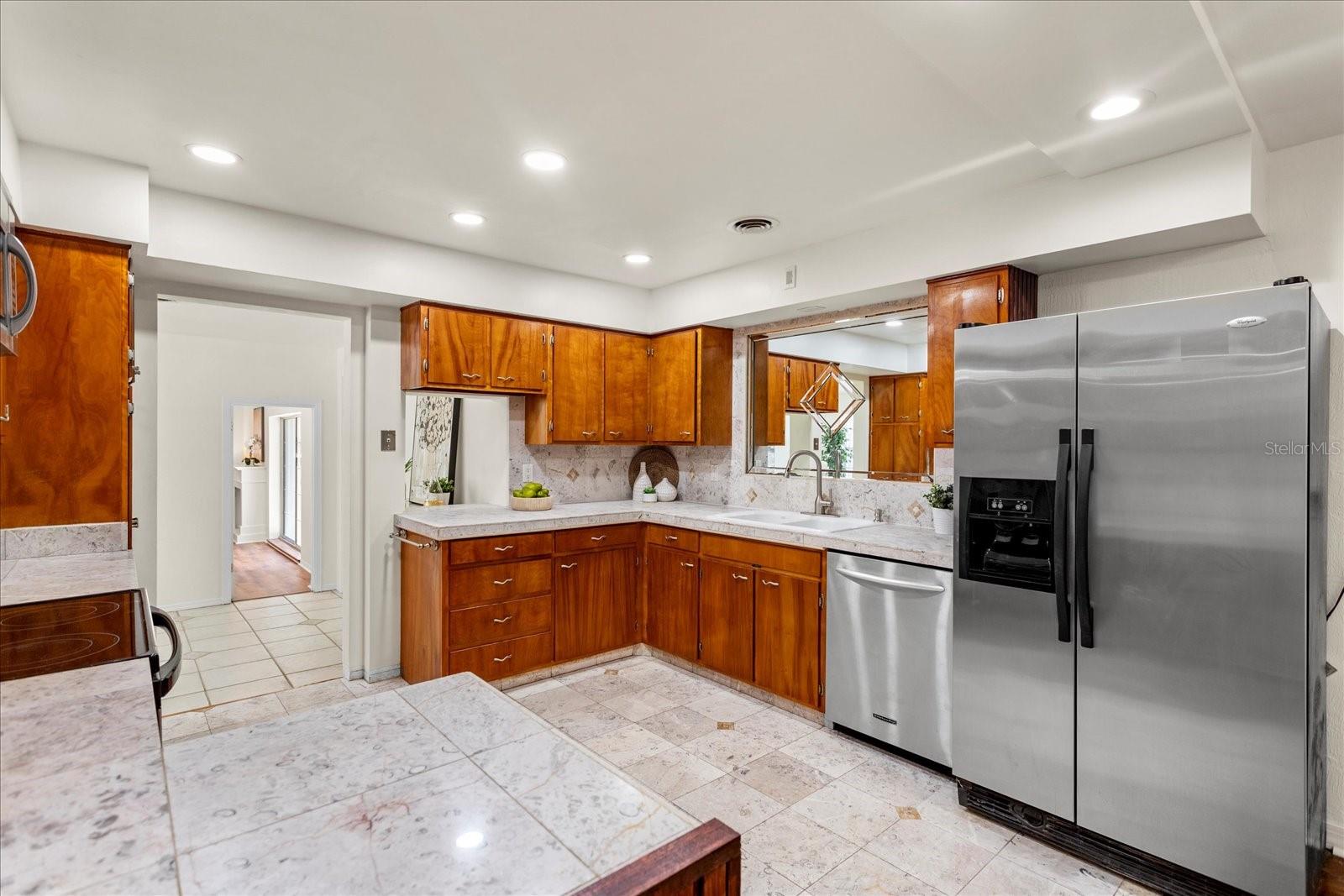 Image 15 of 44 For 105 John Anderson Drive