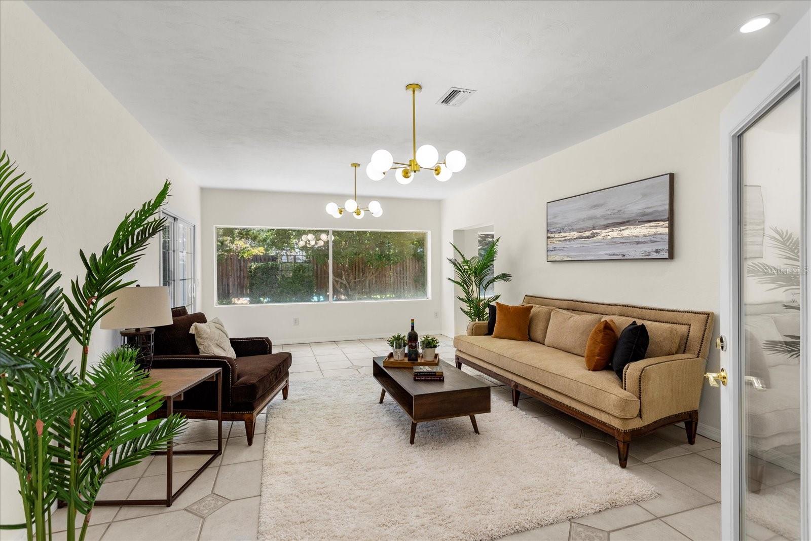 Image 19 of 44 For 105 John Anderson Drive