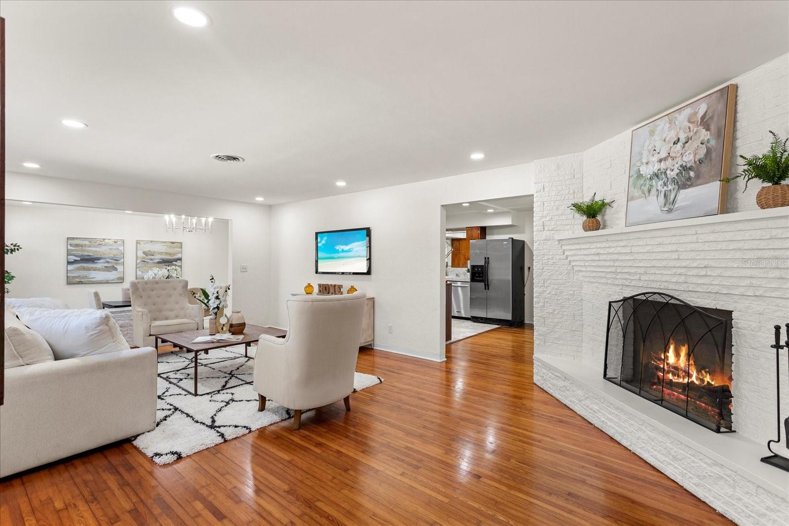 Image 5 of 44 For 105 John Anderson Drive