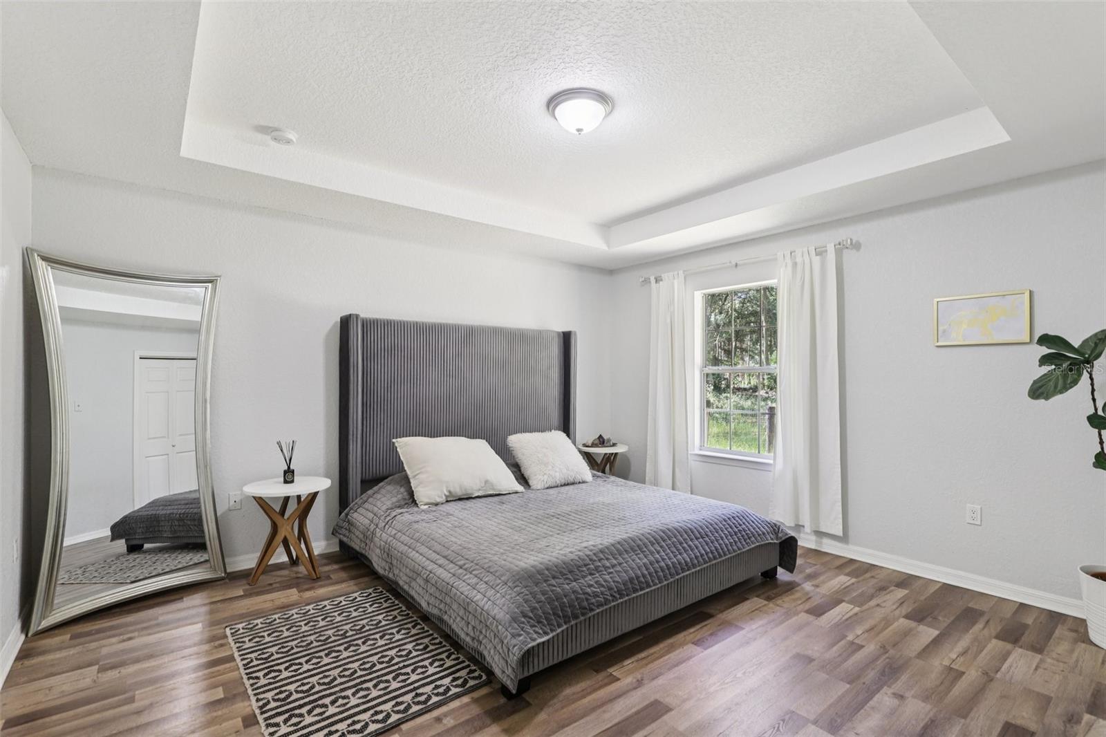 Image 11 of 29 For 15888 152nd Avenue