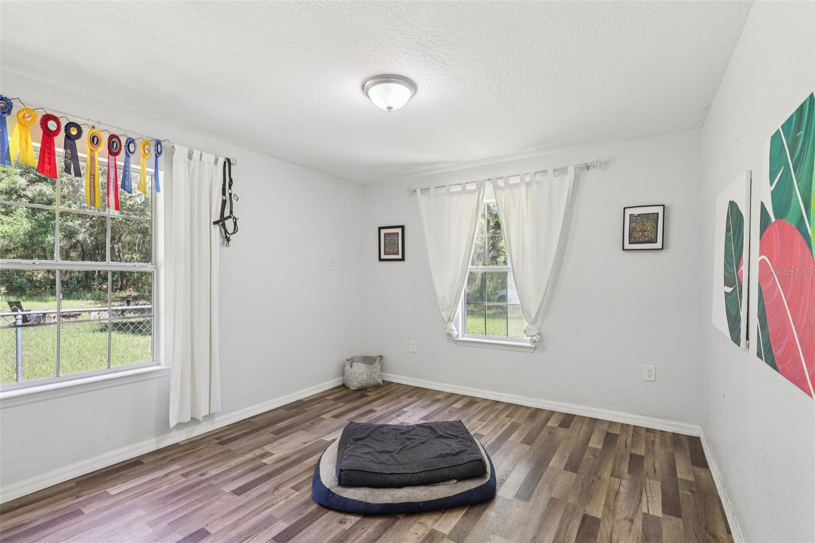Image 16 of 29 For 15888 152nd Avenue