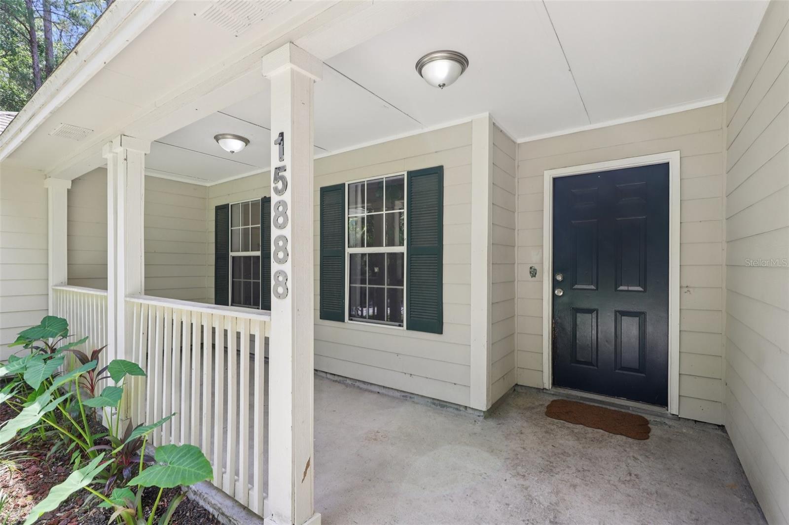 Image 2 of 29 For 15888 152nd Avenue