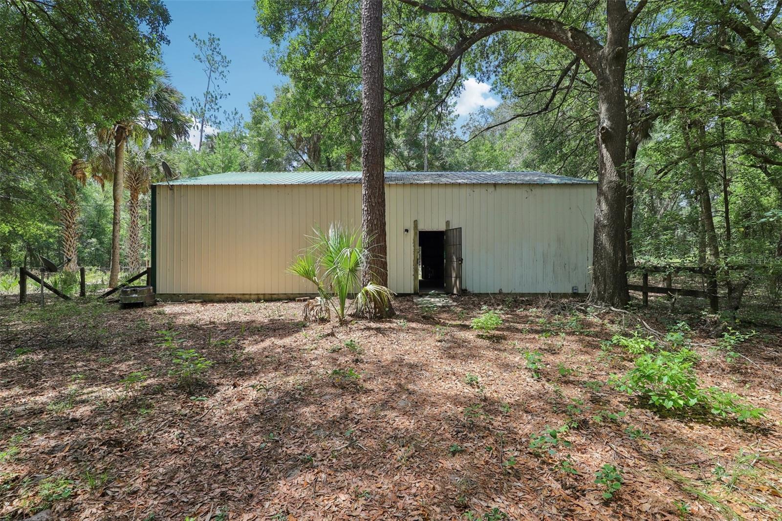 Image 20 of 29 For 15888 152nd Avenue