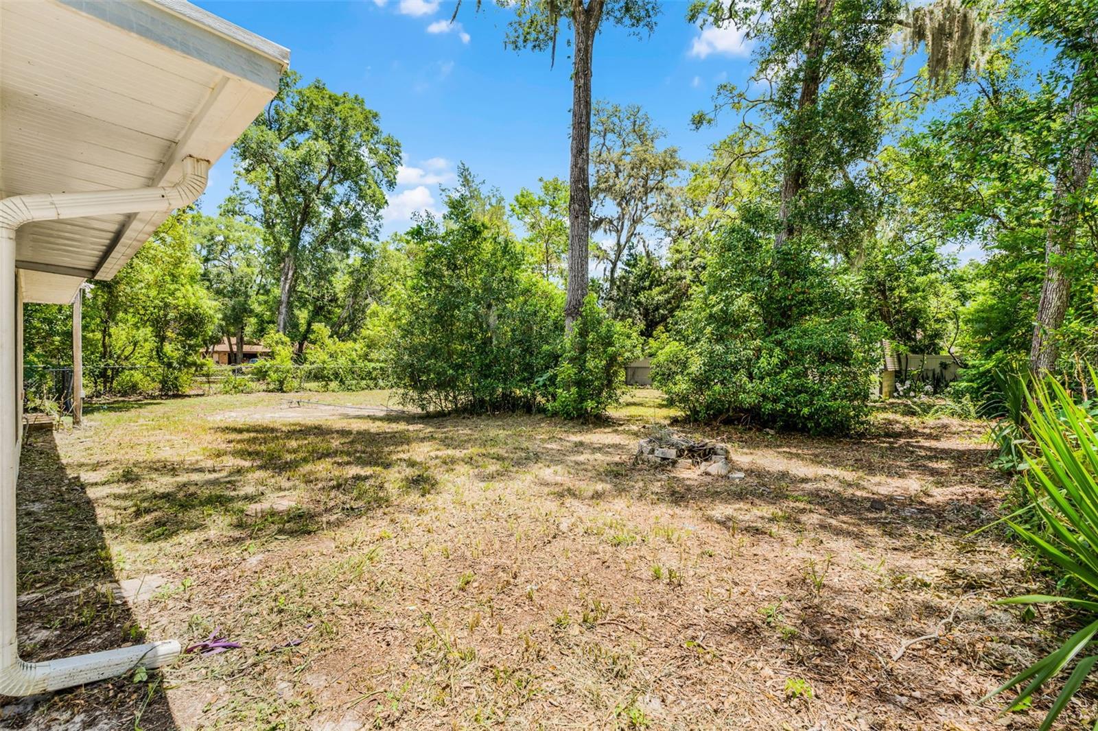 Image 18 of 38 For 710 Sparkman Avenue