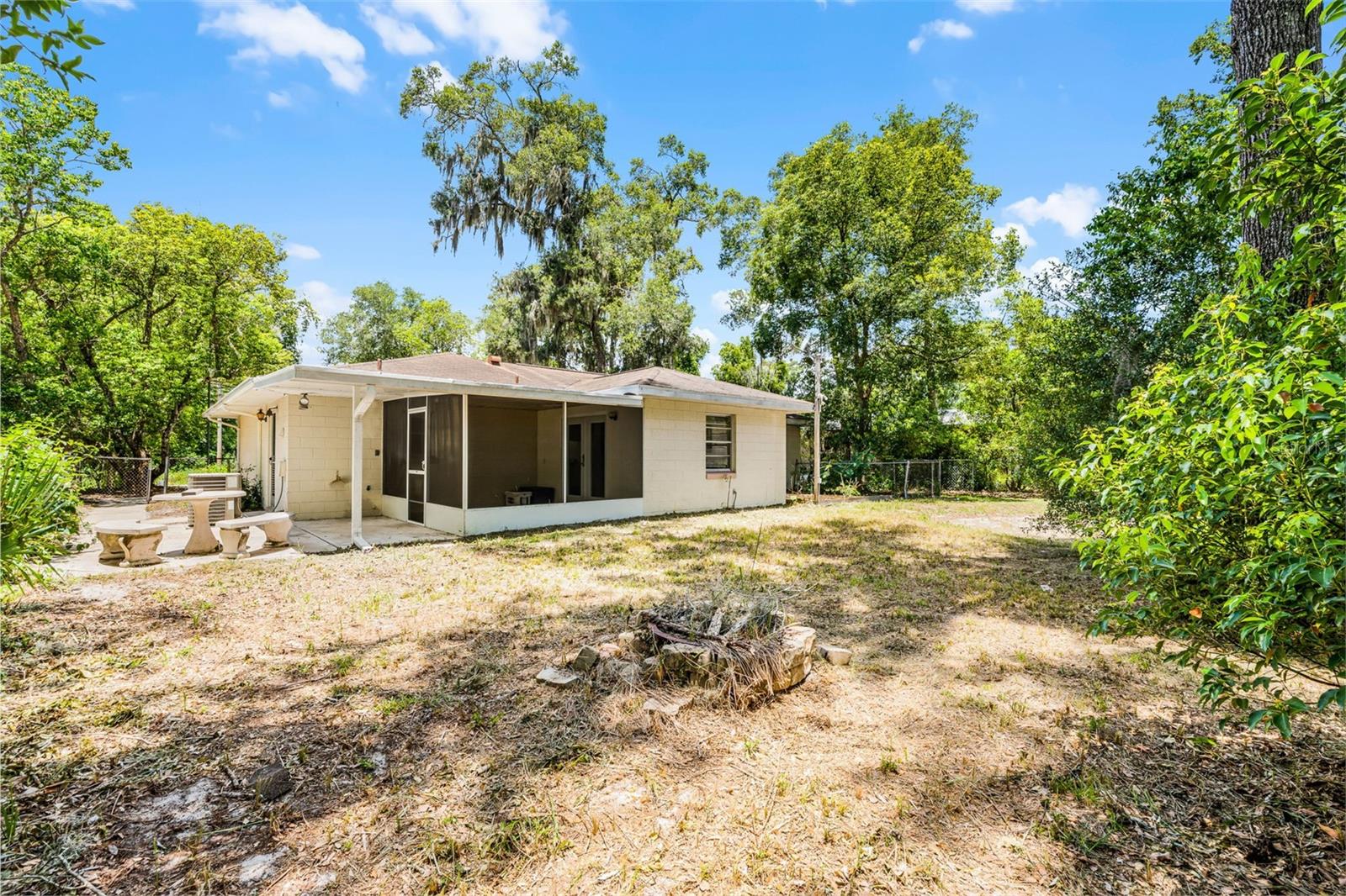 Image 19 of 38 For 710 Sparkman Avenue