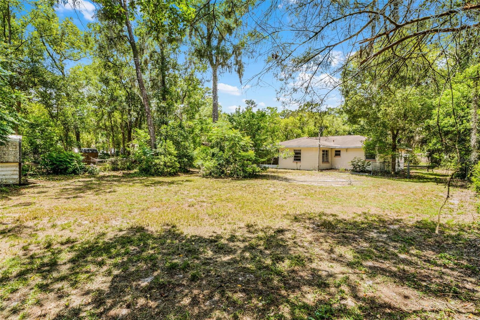 Image 24 of 38 For 710 Sparkman Avenue