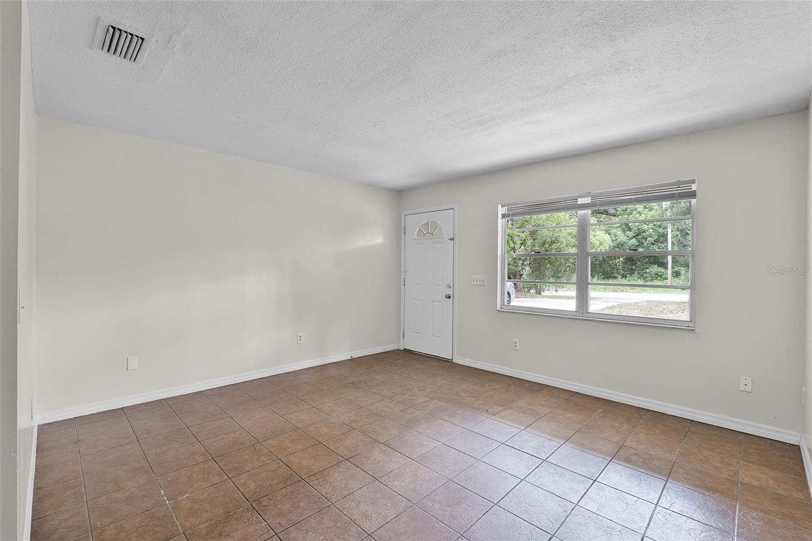 Image 4 of 38 For 710 Sparkman Avenue