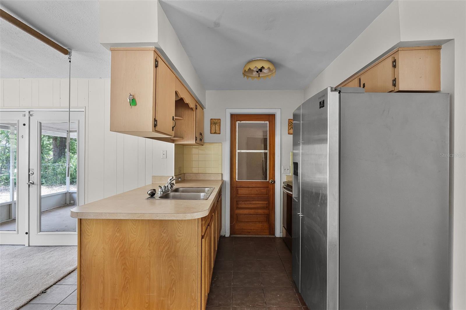 Image 6 of 38 For 710 Sparkman Avenue