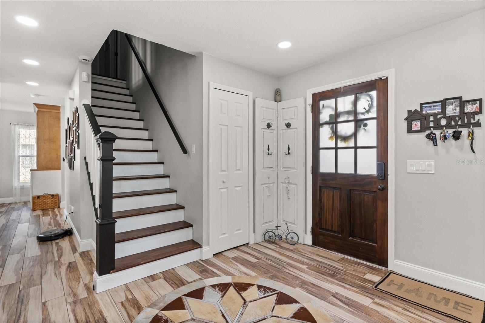Image 3 of 35 For 14524 Huntingfield Drive