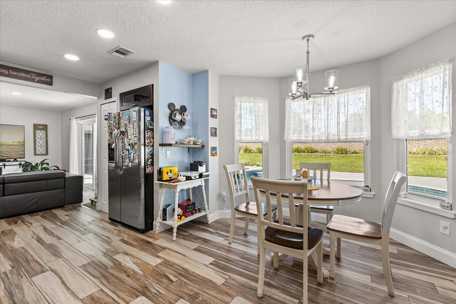 Image 7 of 35 For 14524 Huntingfield Drive