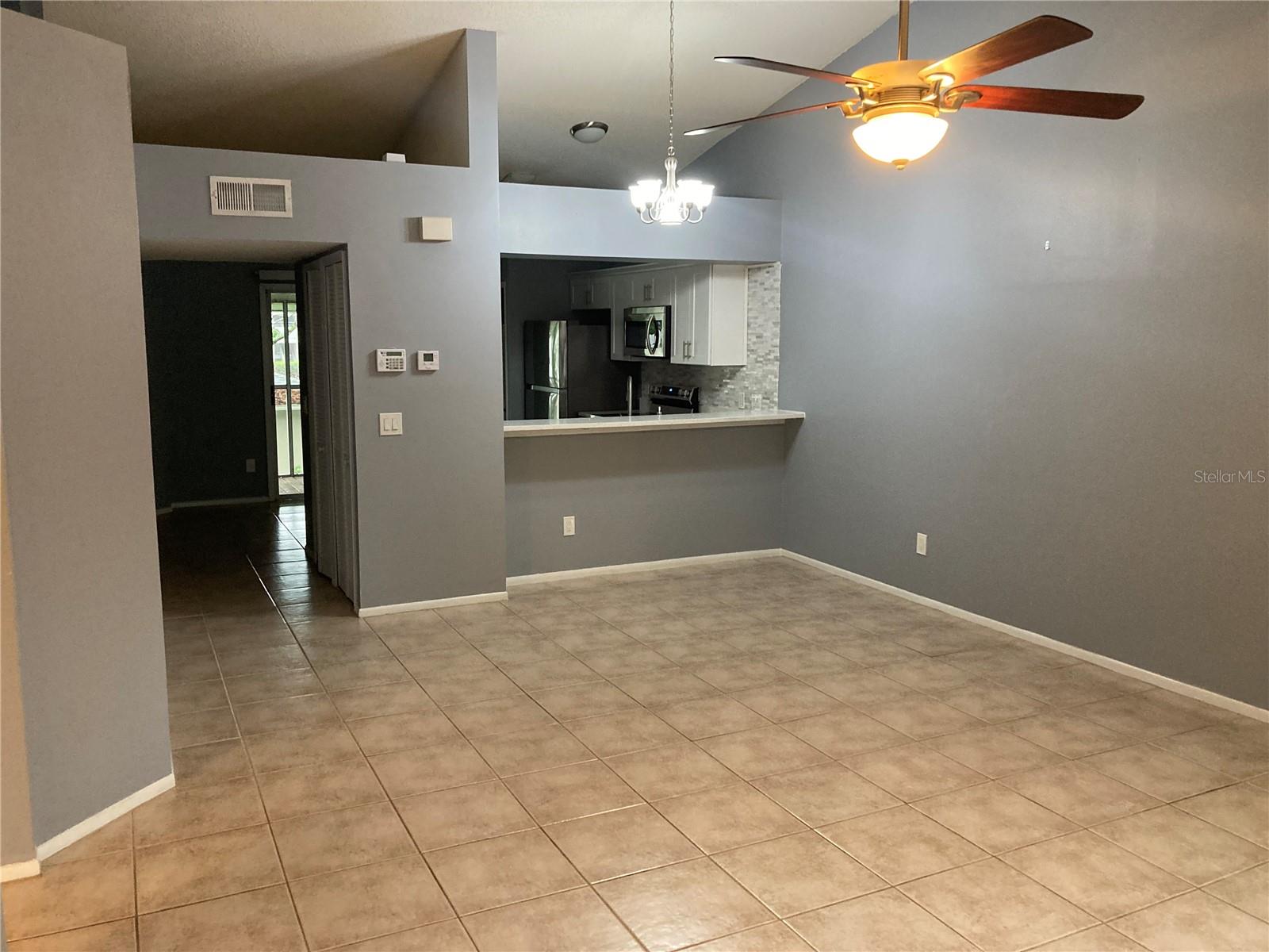 Image 5 of 13 For 5477 Lake Margaret Drive E