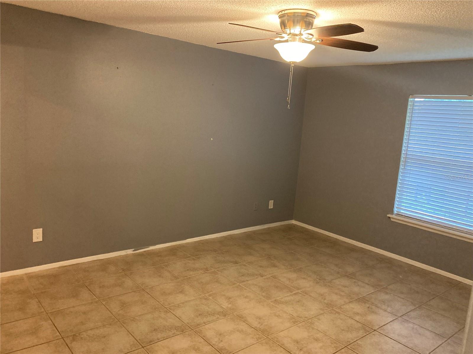 Image 7 of 13 For 5477 Lake Margaret Drive E
