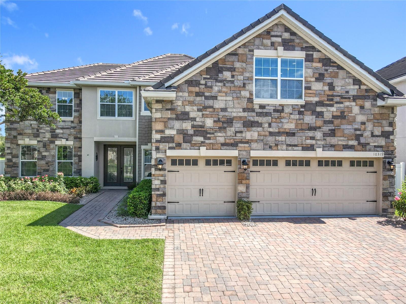 Image 2 of 73 For 10319 Lavande Drive