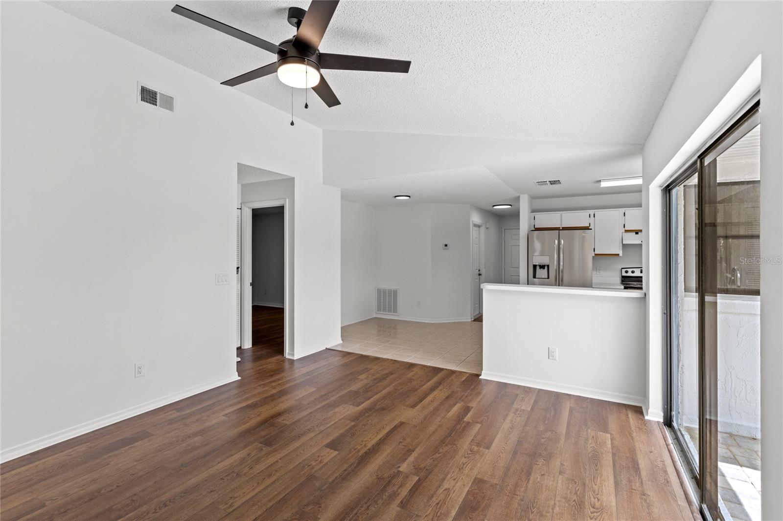 Image 14 of 54 For 400 Timbercreek Drive N