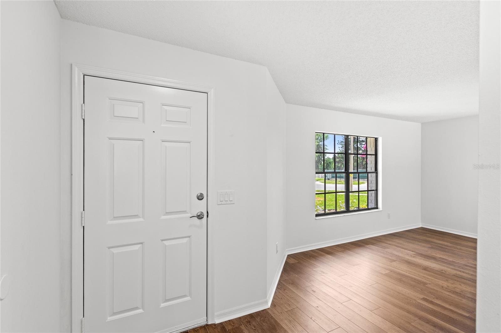 Image 28 of 54 For 400 Timbercreek Drive N