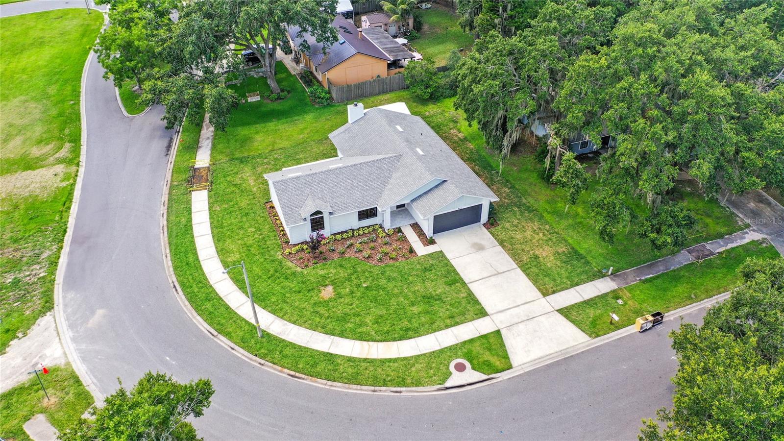 Image 50 of 54 For 400 Timbercreek Drive N