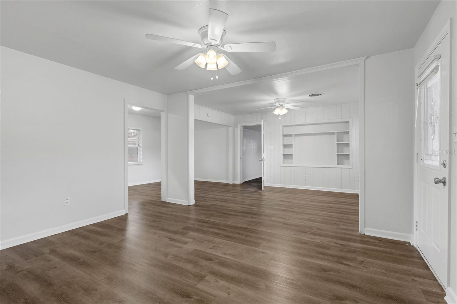Image 6 of 33 For 203 Lakeview Avenue