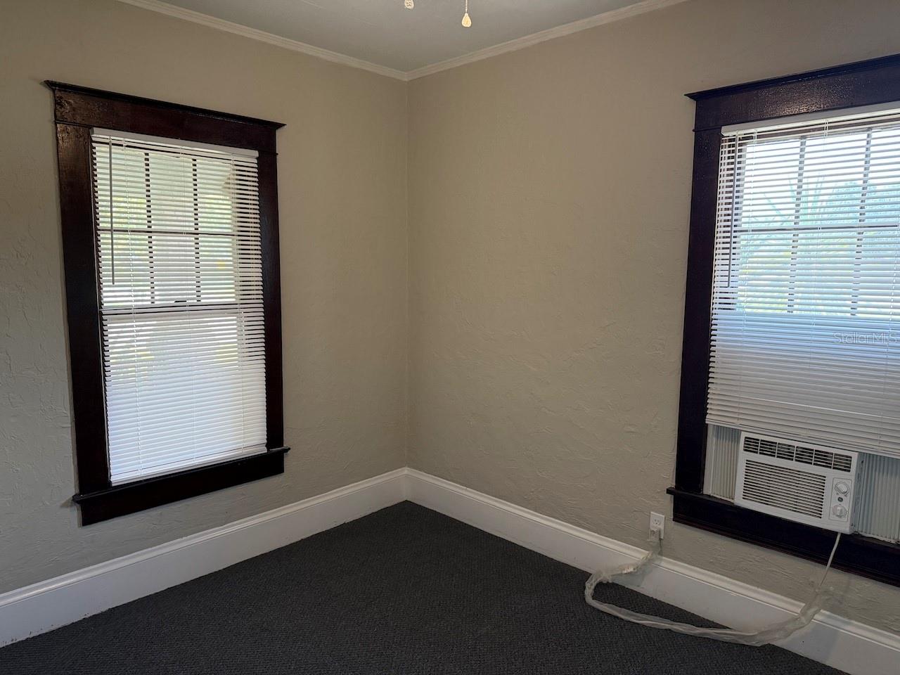 Image 7 of 15 For 714 Laurel Avenue A