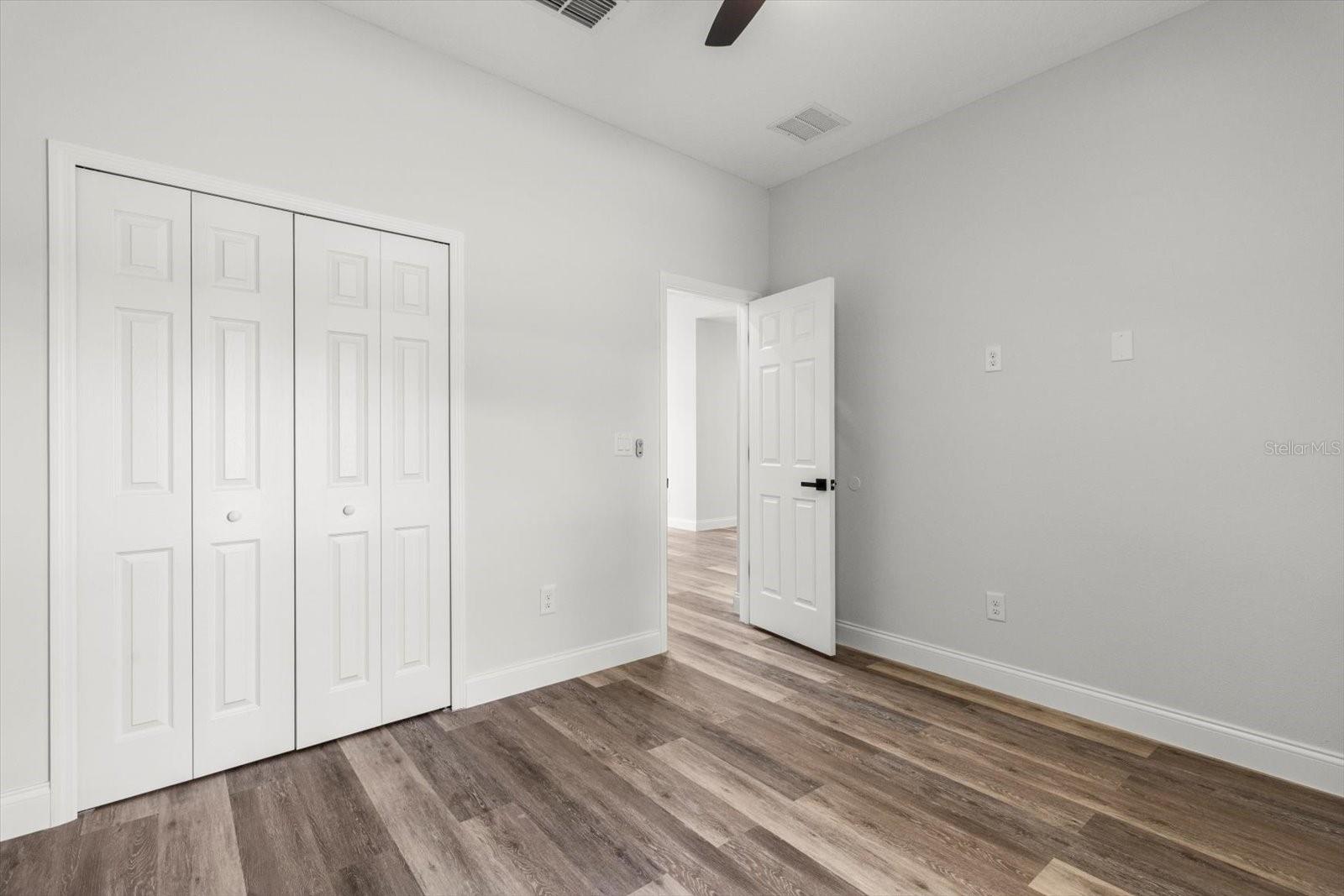 Listing photo id 28 for 11200 Terra Cotta Drive
