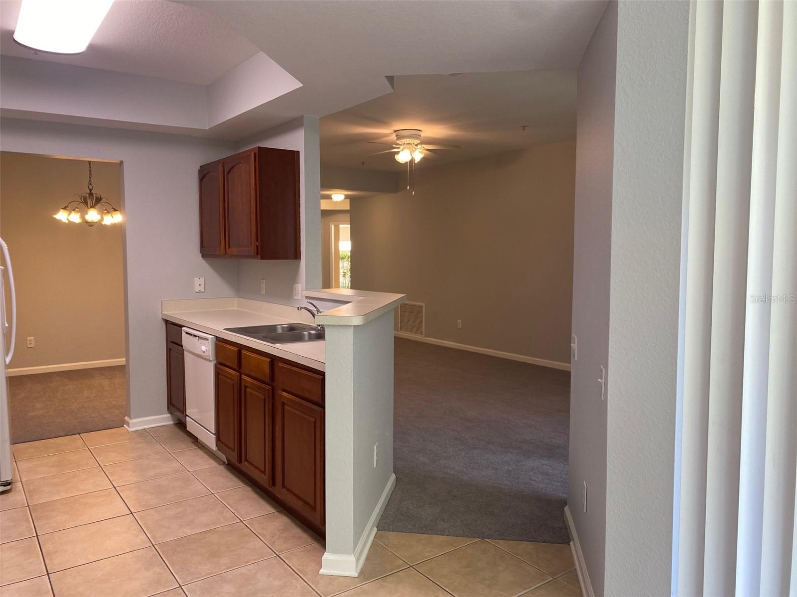 Image 12 of 39 For 6450 Alcalde Court 103