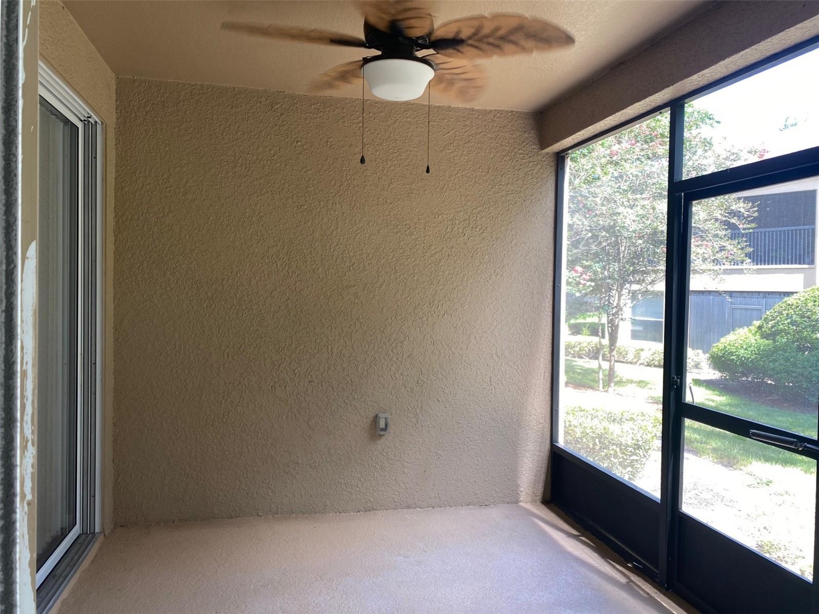 Image 17 of 39 For 6450 Alcalde Court 103