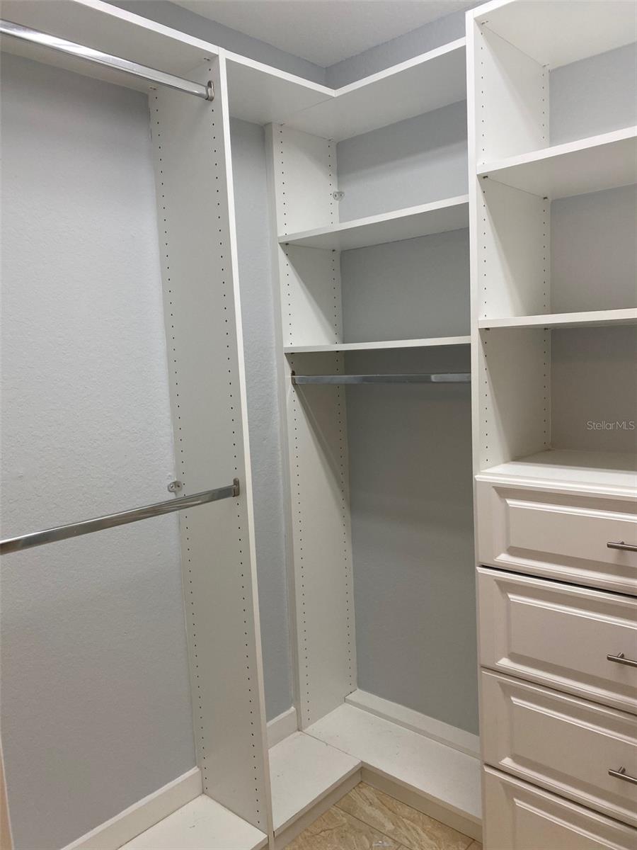 Image 24 of 39 For 6450 Alcalde Court 103