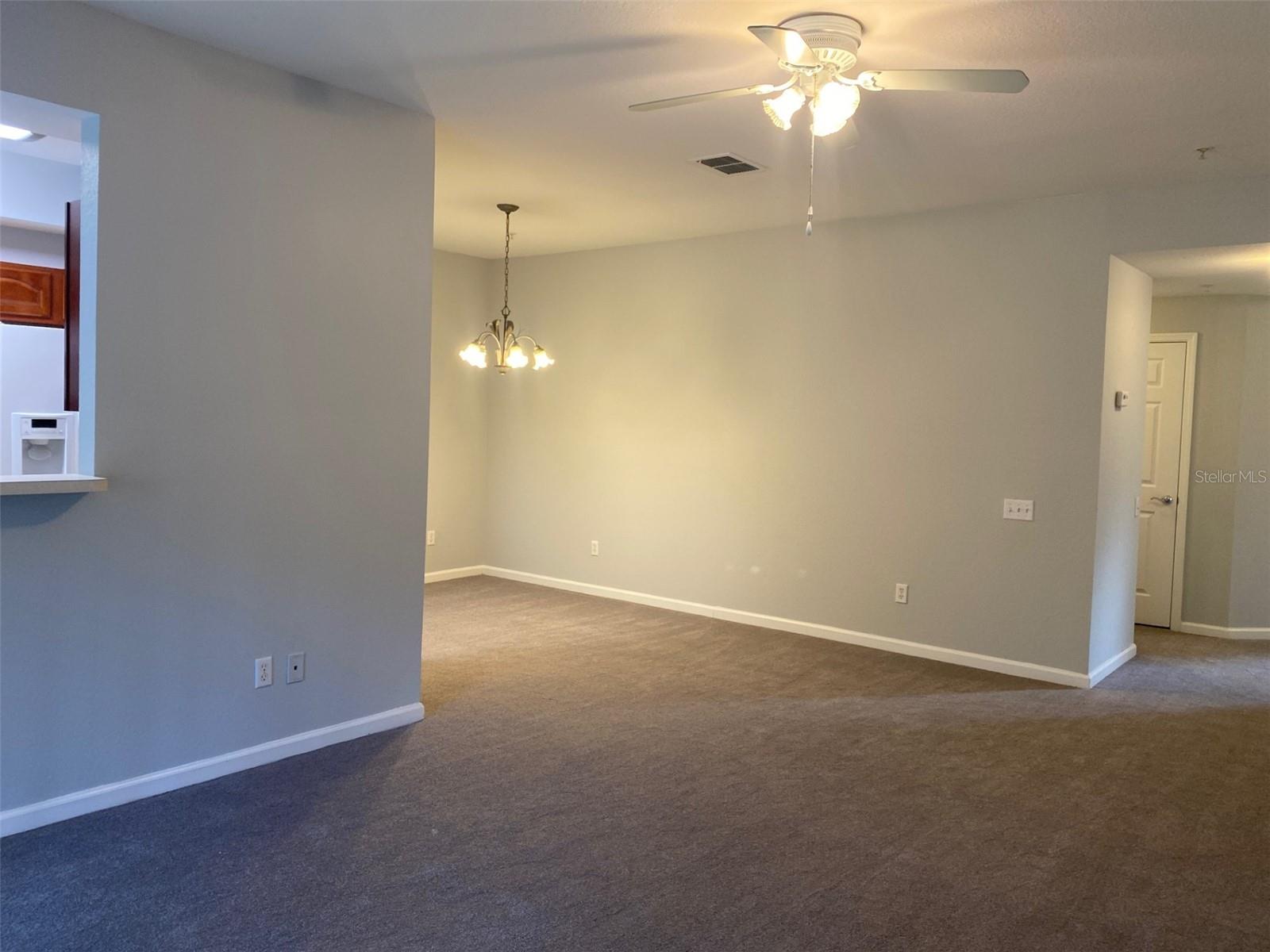 Image 6 of 39 For 6450 Alcalde Court 103