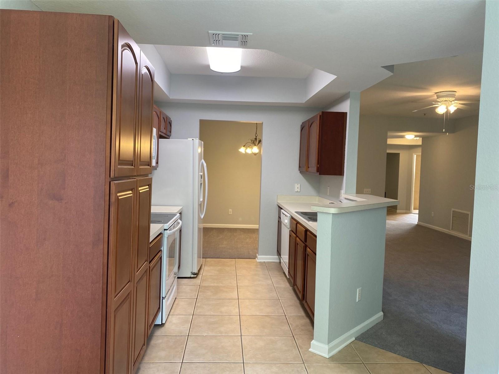 Image 9 of 39 For 6450 Alcalde Court 103