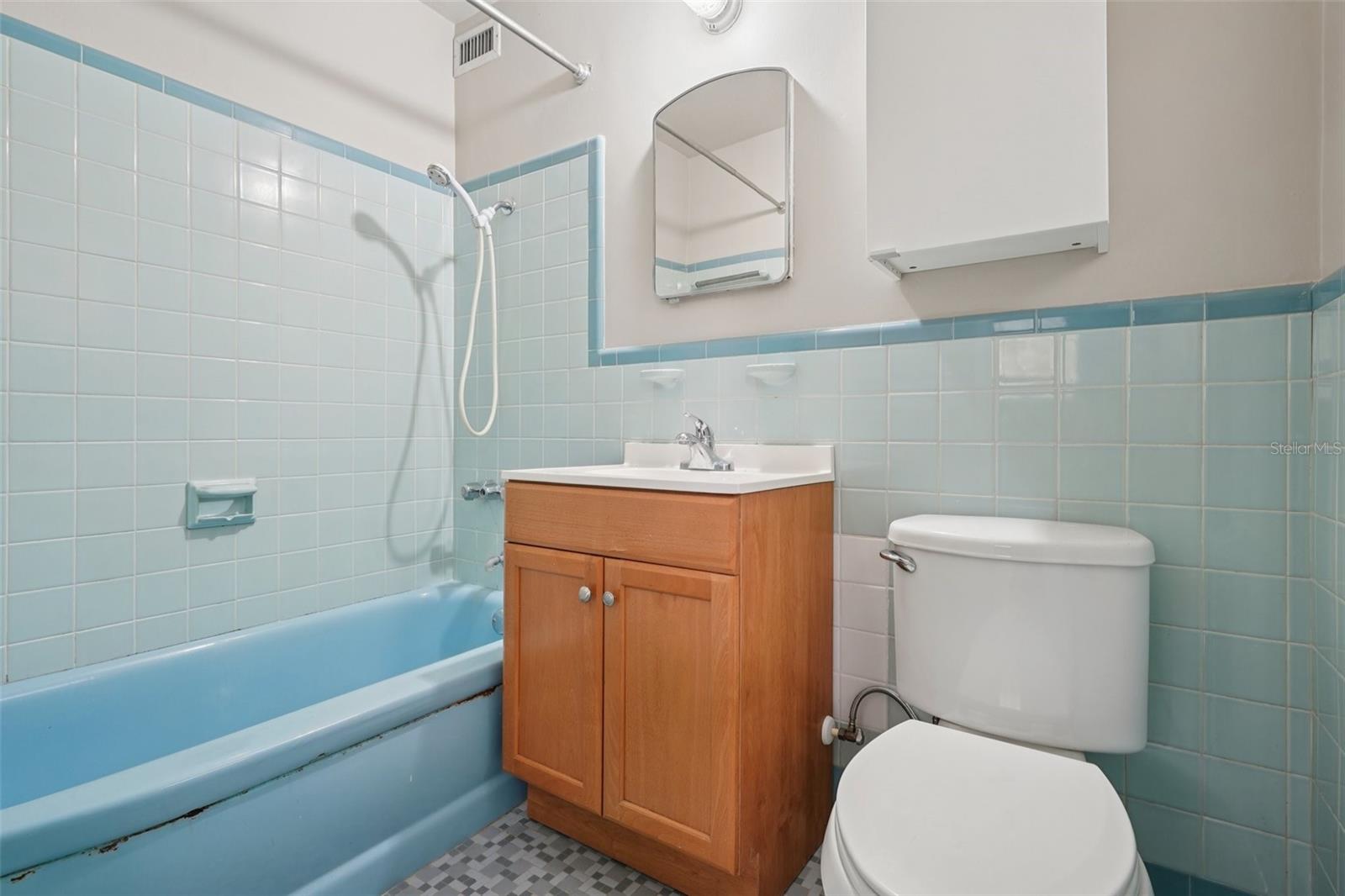 Image 15 of 24 For 518 36th Terrace