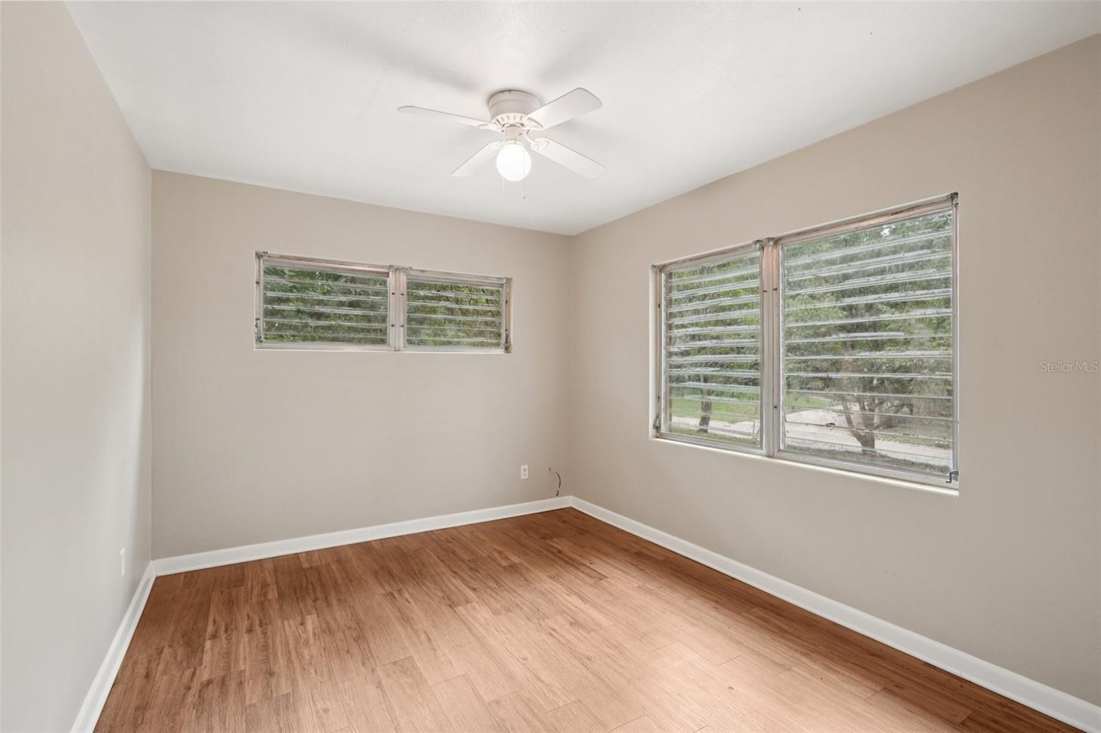 Image 16 of 24 For 518 36th Terrace