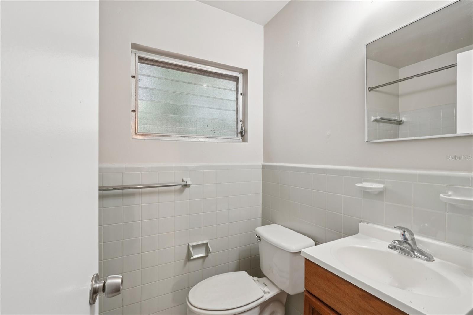 Image 18 of 24 For 518 36th Terrace