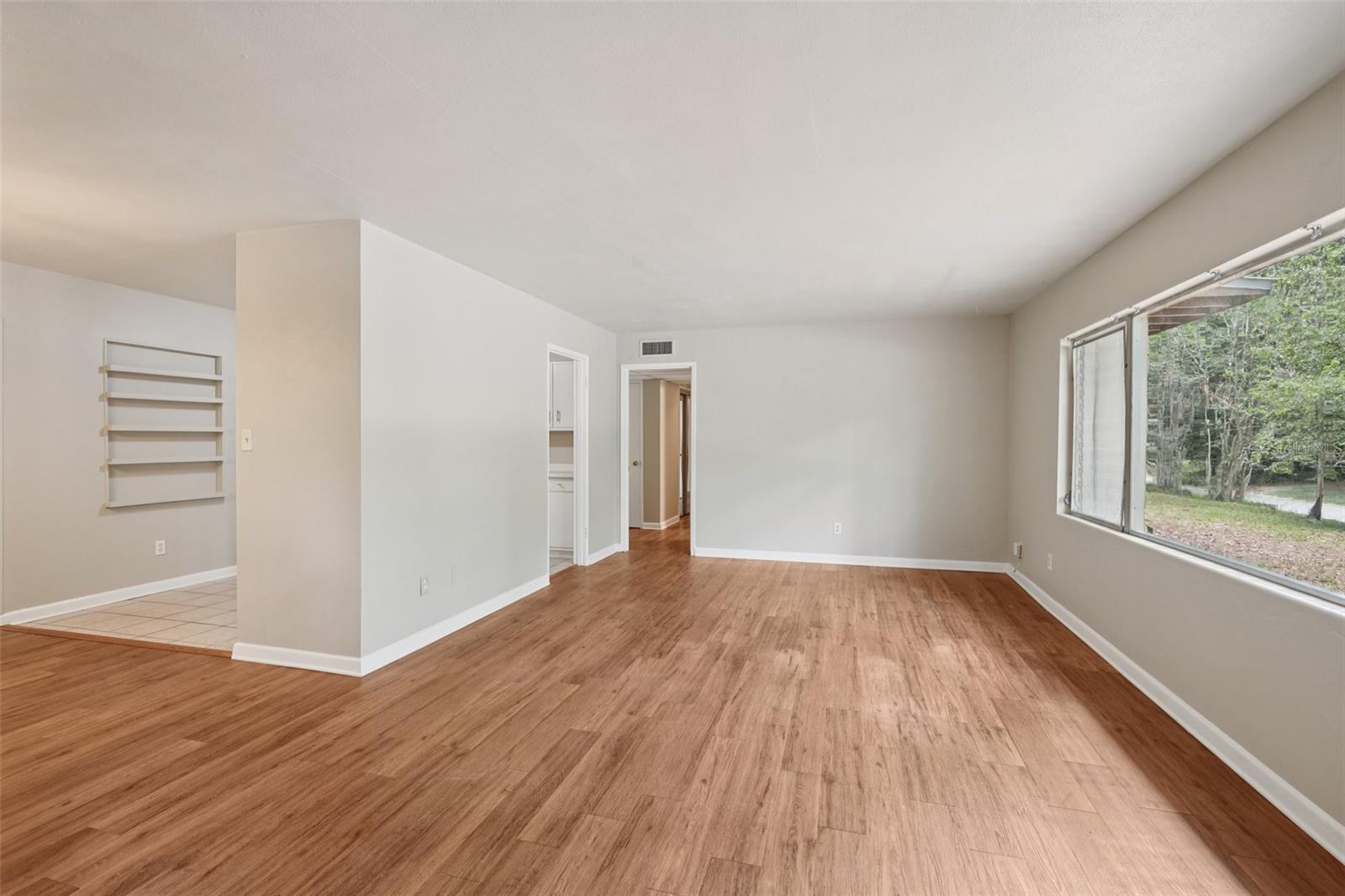 Image 4 of 24 For 518 36th Terrace